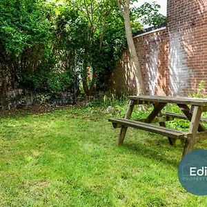 Apartment Spacious Flat In Centre With Garden, Southampton